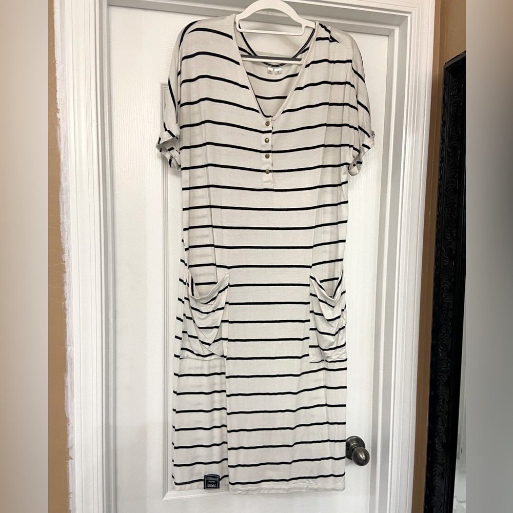 Milkmaid goods 24/7 dress black stripe